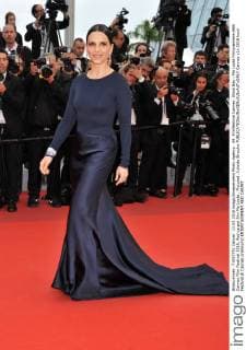 69. Filmfestival Cannes: Slack Bay - Ma Loute Filmpremiere 69th Cannes Film Festival 2016, Red carpet film Ma Loute . Pictured: Juliette Binoche  Cannes