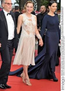 69. Filmfestival Cannes: Slack Bay - Ma Loute Filmpremiere 69th Cannes Film Festival 2016, Red carpet film Ma Loute . Pictured: Valeria Bruni Tedeschi, Juliette Binoche  Cannes