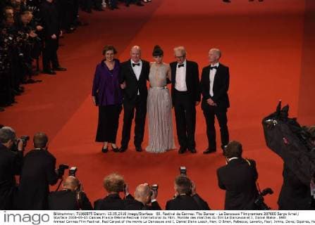 69. Festival de Cannes: The Dancer - La Danseuse Filmpremiere 207600 Serge Arnal Starface 2016-05-13 Cannes France 69ème Festival International du Film. Montée des marches du film La Danseuse et I, Daniel Blake . 69th Annual Cannes Film Festival. Red Carpet of the movie La Danseuse and I, Daniel Blake Loach, Ken; O Brien, Rebecca; Laverty, Paul; Johns, Dave; Squires, Hayley  Copyright: xSergexArnalx xStarfacex STAR_207600_010