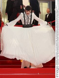 69. Festival de Cannes: I, Daniel Blake Filmpremiere Soko arrives on the steps of the Palais des Festivals before the screening of the film I, Daniel Blake at the 69th annual Cannes International Film Festival in Cannes, France on May 13, 2016.  CAN20160513843 DAVIDxSILPA