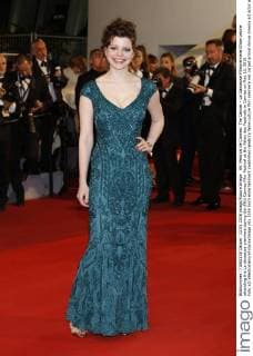 69. Festival de Cannes: The Dancer - La Danseuse Filmpremiere Chloe Levine attending the La danseuse premiere during the 69th Cannes Film Festival at the Palais des Festivals in Cannes on May 13, 2016 Foto:xD.xBedrosianx xFuturexImage