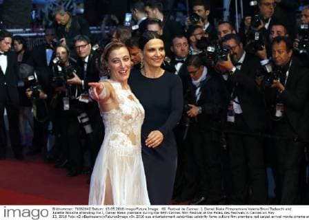 69. Festival de Cannes: I, Daniel Blake Filmpremiere Valeria Bruni Tedeschi and Juliette Binoche attending the I, Daniel Blake premiere during the 69th Cannes Film Festival at the Palais des Festivals in Cannes on May 13, 2016 Foto:xD.xBedrosianx xFuturexImage