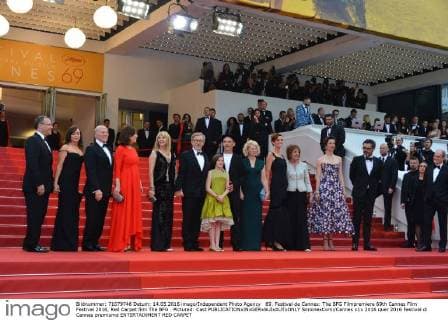 69. Festival de Cannes: The BFG Filmpremiere 69th Cannes Film Festival 2016, Red Carpet film The BFG . Pictured: Cast  SimonexComi Cannes