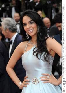 69. Festival de Cannes: The BFG Filmpremiere 69th Cannes Film Festival 2016, Red Carpet film The BFG . Pictured: Mallika Sherawat  AlbertoxTerenghi Cannes