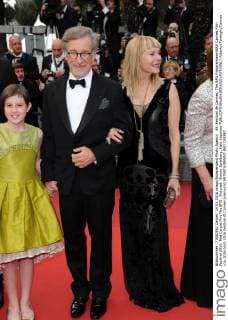 69. Festival de Cannes: The BFG Filmpremiere 69th Cannes Film Festival 2016, Red Carpet film The BFG . Pictured: Steven Spielberg, Cate Kapshaw  AlbertoxTerenghi Cannes