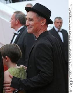 69. Festival de Cannes: The BFG Filmpremiere Mark Rylance arrives on the red carpet before the screening of the film The BFG at the 69th annual Cannes International Film Festival in Cannes, France on May 14, 2016.  CAN20160514813 DAVIDxSILPA