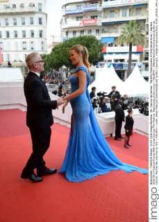 69. Festival de Cannes: The BFG Filmpremiere 207630 Serge Arnal Starface 2016-05-14 Cannes France 69th Annual Cannes Film Festival. Red Carpet of the movie « The BFG» . 69ème Festival International du film de Cannes. Montée des marches du film « THE BFG » Lively, Blake  Copyright: xSergexArnalx xStarfacex STAR_207630_048