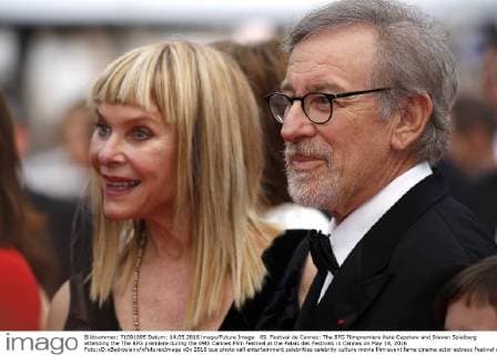 69. Festival de Cannes: The BFG Filmpremiere Kate Capshaw and Steven Spielberg attending the The BFG premiere during the 69th Cannes Film Festival at the Palais des Festivals in Cannes on May 14, 2016 Foto:xD.xBedrosianx xFuturexImage