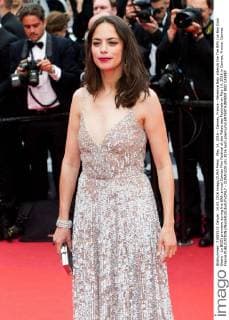 May 14, 2016 - Cannes, France - Berenice Bejo attends the The BFG (Le Bon Gros Geant - Le BGG) premiere during the 69th annual Cannes Film Festival at the Palais des Festivals on May 14, 2016 in Cannes, France. Cannes France  - ZUMAn230