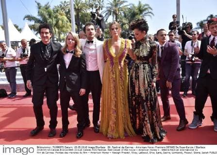 69. Festival de Cannes - American Honey Premiere 207665 De Rosa-Garcia Starface 2016-05-15 Cannes France 69th Annual Cannes Film Festival. Red Carpet of the movie « American Honey » . 69ème Festival International du film de Cannes. Montee des marches du film « American Honey » Keough-Presley, Riley; LaBeouf, Shia; Lane, Sasha; Lombardi, Mccaul; Stone, Isaiah  Copyright: xDexRosa-Garciax xStarfacex STAR_207665_006