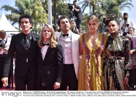 69. Festival de Cannes - American Honey Premiere 207665 De Rosa-Garcia Starface 2016-05-15 Cannes France 69th Annual Cannes Film Festival. Red Carpet of the movie « American Honey » . 69ème Festival International du film de Cannes. Montee des marches du film « American Honey » Keough-Presley, Riley; LaBeouf, Shia; Lane, Sasha; Lombardi, Mccaul; Stone, Isaiah  Copyright: xDexRosa-Garciax xStarfacex STAR_207665_008