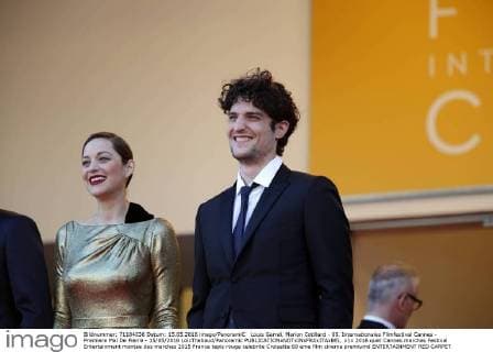 Louis Garrel, Marion Cotillard - 69. Internationales Filmfestival Cannes - Premiere Mal De Pierre - 15 05 2016 LoicThebaud Panoramic 