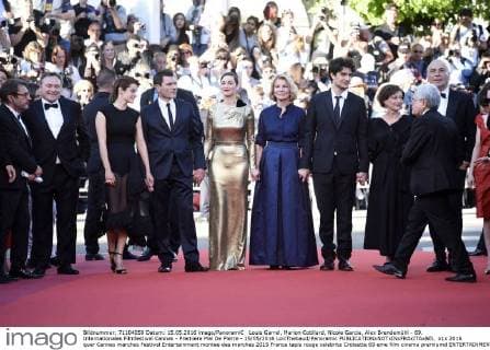 Louis Garrel, Marion Cotillard, Nicole Garcia, Alex Brendemühl - 69. Internationales Filmfestival Cannes - Premiere Mal De Pierre - 15 05 2016 LoicThebaud Panoramic 