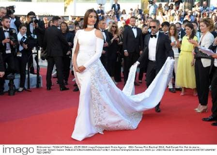 69th Cannes Film Festival 2016, Red Carpet film Mal de pierre . Pictured: Sonam Kapoor  AlbertoxTerenghi Cannes