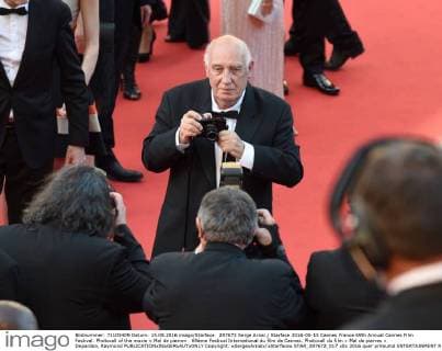 207672 Serge Arnal Starface 2016-05-15 Cannes France 69th Annual Cannes Film Festival. Photocall of the movie « Mal de pierre» . 69ème Festival International du film de Cannes. Photocall du film « Mal de pierres » Depardon, Raymond  Copyright: xSergexArnalx xStarfacex STAR_207672_017