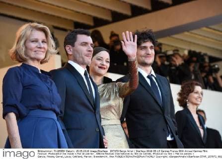 207672 Serge Arnal Starface 2016-05-15 Cannes France 69th Annual Cannes Film Festival. Photocall of the movie « Mal de pierre» . 69ème Festival International du film de Cannes. Photocall du film « Mal de pierres » Garcia, Nicole; Garrel, Louis; Cotillard, Marion; Brendemühl, Alex  Copyright: xSergexArnalx xStarfacex STAR_207672_062