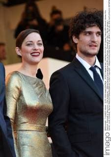 207672 Serge Arnal Starface 2016-05-15 Cannes France 69th Annual Cannes Film Festival. Photocall of the movie « Mal de pierre» . 69ème Festival International du film de Cannes. Photocall du film « Mal de pierres » Garrel, Louis; Cotillard, Marion  Copyright: xSergexArnalx xStarfacex STAR_207672_063