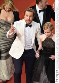 207680 Serge Arnal Starface 2016-05-15 Cannes France 69th Annual Cannes Film Festival. Red Carpet of the movie « The Nice Guys » . 69ème Festival International du film de Cannes. Montée des marches du film « The Nice Guys» Gosling, Ryan; Rice, Angourie  Copyright: xSergexArnalx xStarfacex STAR_207680_015