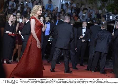 207678 De Rosa-Garcia Starface 2016-05-15 Cannes France 69ème Festival International du Film de Cannes. Montée des marches du film The Nice Guys . 69th International Cannes Film Festival. Red Carpet of The Nice Guys . Davis, Geena  Copyright: xDexRosa-Garciax xStarfacex STAR_207678_011