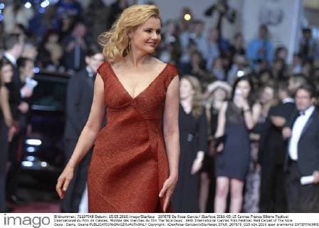 207678 De Rosa-Garcia Starface 2016-05-15 Cannes France 69ème Festival International du Film de Cannes. Montée des marches du film The Nice Guys . 69th International Cannes Film Festival. Red Carpet of The Nice Guys . Davis, Geena  Copyright: xDexRosa-Garciax xStarfacex STAR_207678_015