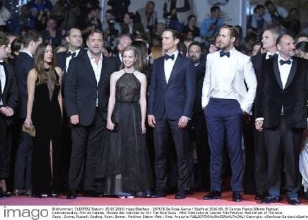 207678 De Rosa-Garcia Starface 2016-05-15 Cannes France 69ème Festival International du Film de Cannes. Montée des marches du film The Nice Guys . 69th International Cannes Film Festival. Red Carpet of The Nice Guys . Crowe, Russell; Gosling, Ryan; Bomer, Matthew Staton Matt ; Rice, Angourie  Copyright: xDexRosa-Garciax xStarfacex STAR_207678_018