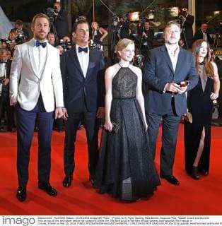 (From L to R) Ryan Gosling, Matt Bomer, Angourie Rice, Russell Crowe and Murielle Telio arrive on the red carpet before the screening of the film The Nice Guys at the 69th annual Cannes International Film Festival in Cannes, France on May 15, 2016.  CAN20160515939 DAVIDxSILPA