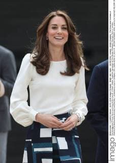 Bilder des Tages . 16 05 2016. London, United Kingdom. The Duke and Duchess of Cambridge and Prince Harry arriving at the launch of their Heads Together campaign at the Queen Elizabeth Olympic Park in London.  xStephenxLockx xi-Imagesx IIM-12666-0036