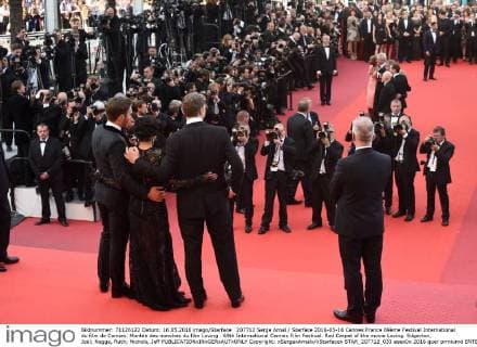 207712 Serge Arnal Starface 2016-05-16 Cannes France 69ème Festival International du film de Cannes. Montée des marches du film Loving . 69th International Cannes Film Festival. Red Carpet of the movie Loving. Edgerton, Joël; Negga, Ruth; Nichols, Jeff  Copyright: xSergexArnalx xStarfacex STAR_207712_033