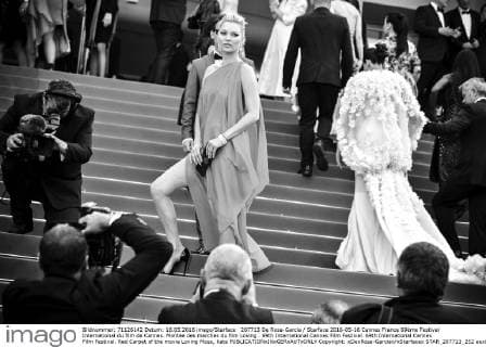 207713 De Rosa-Garcia Starface 2016-05-16 Cannes France 69ème Festival International du film de Cannes. Montée des marches du film Loving . 69th International Cannes Film Festival. 69th International Cannes Film Festival. Red Carpet of the movie Loving Moss, Kate  Copyright: xDexRosa-Garciax xStarfacex STAR_207713_252