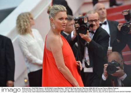 207713 De Rosa-Garcia Starface 2016-05-16 Cannes France 69ème Festival International du film de Cannes. Montée des marches du film Loving . 69th International Cannes Film Festival. Red Carpet of the movie Loving. Moss, Kate  Copyright: xDexRosa-Garciax xStarfacex STAR_207713_011