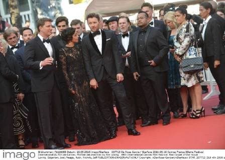 207713 De Rosa-Garcia Starface 2016-05-16 Cannes France 69eme Festival International du film de Cannes. Montee des marches du film Loving . 69th International Cannes Film Festival. Red Carpet of the movie Loving. Edgerton, Joel; Negga, Ruth; Nichols, Jeff  Copyright: xDexRosa-Garciax xStarfacex STAR_207713_018