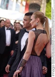 207713 De Rosa-Garcia Starface 2016-05-16 Cannes France 69ème Festival International du film de Cannes. Montée des marches du film Loving . 69th International Cannes Film Festival. Red Carpet of the movie Loving. Ben Arfa, Hatem  Copyright: xDexRosa-Garciax xStarfacex STAR_207713_053