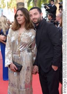 207713 De Rosa-Garcia Starface 2016-05-16 Cannes France 69ème Festival International du film de Cannes. Montée des marches du film Loving . 69th International Cannes Film Festival. Red Carpet of the movie Loving. Paradis, Alysson; Gouix, Guillaume  Copyright: xDexRosa-Garciax xStarfacex STAR_207713_088