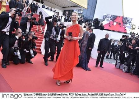207713 De Rosa-Garcia Starface 2016-05-16 Cannes France 69ème Festival International du film de Cannes. Montée des marches du film Loving . 69th International Cannes Film Festival. 69th International Cannes Film Festival. Red Carpet of the movie Loving Moss, Kate  Copyright: xDexRosa-Garciax xStarfacex STAR_207713_133