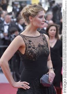 207713 De Rosa-Garcia Starface 2016-05-16 Cannes France 69ème Festival International du film de Cannes. Montée des marches du film Loving . 69th International Cannes Film Festival. 69th International Cannes Film Festival. Red Carpet of the movie Loving Barton, Mischa  Copyright: xDexRosa-Garciax xStarfacex STAR_207713_151