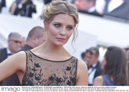 207713 De Rosa-Garcia Starface 2016-05-16 Cannes France 69ème Festival International du film de Cannes. Montée des marches du film Loving . 69th International Cannes Film Festival. 69th International Cannes Film Festival. Red Carpet of the movie Loving Barton, Mischa  Copyright: xDexRosa-Garciax xStarfacex STAR_207713_155