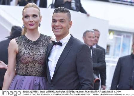 207713 De Rosa-Garcia Starface 2016-05-16 Cannes France 69ème Festival International du film de Cannes. Montée des marches du film Loving . 69th International Cannes Film Festival. 69th International Cannes Film Festival. Red Carpet of the movie Loving Ben Arfa, Hatem  Copyright: xDexRosa-Garciax xStarfacex STAR_207713_174