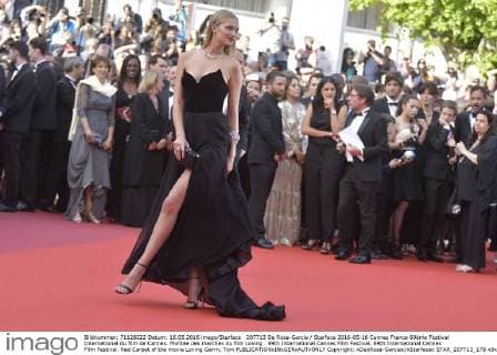207713 De Rosa-Garcia Starface 2016-05-16 Cannes France 69ème Festival International du film de Cannes. Montée des marches du film Loving . 69th International Cannes Film Festival. 69th International Cannes Film Festival. Red Carpet of the movie Loving Garrn, Toni  Copyright: xDexRosa-Garciax xStarfacex STAR_207713_178