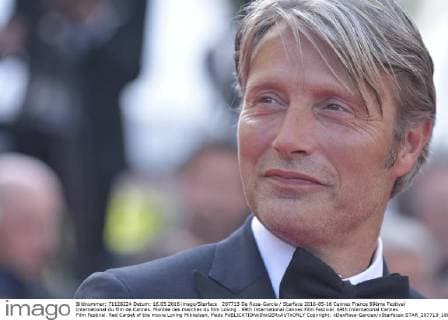 207713 De Rosa-Garcia Starface 2016-05-16 Cannes France 69ème Festival International du film de Cannes. Montée des marches du film Loving . 69th International Cannes Film Festival. 69th International Cannes Film Festival. Red Carpet of the movie Loving Mikkelsen, Mads  Copyright: xDexRosa-Garciax xStarfacex STAR_207713_180