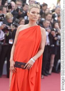 207713 De Rosa-Garcia Starface 2016-05-16 Cannes France 69ème Festival International du film de Cannes. Montée des marches du film Loving . 69th International Cannes Film Festival. 69th International Cannes Film Festival. Red Carpet of the movie Loving Moss, Kate  Copyright: xDexRosa-Garciax xStarfacex STAR_207713_203
