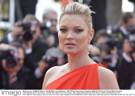 207713 De Rosa-Garcia Starface 2016-05-16 Cannes France 69ème Festival International du film de Cannes. Montée des marches du film Loving . 69th International Cannes Film Festival. 69th International Cannes Film Festival. Red Carpet of the movie Loving Moss, Kate  Copyright: xDexRosa-Garciax xStarfacex STAR_207713_206