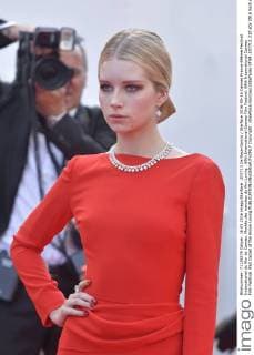 207713 De Rosa-Garcia Starface 2016-05-16 Cannes France 69ème Festival International du film de Cannes. Montée des marches du film Loving . 69th International Cannes Film Festival. 69th International Cannes Film Festival. Red Carpet of the movie Loving  Copyright: xDexRosa-Garciax xStarfacex STAR_207713_210