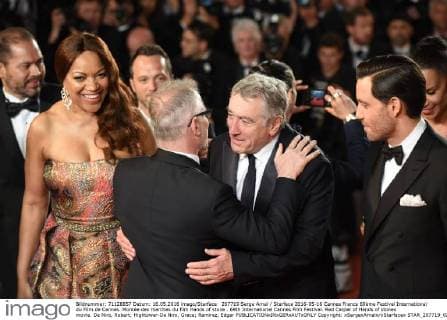 207719 Serge Arnal Starface 2016-05-16 Cannes France 69ème Festival International du Film de Cannes. Montée des marches du film Hands of stone . 69th International Cannes Film Festival. Red Carpet of Hands of stones movie. De Niro, Robert; Hightower-De Niro, Grace; Ramirez, Edgar  Copyright: xSergexArnalx xStarfacex STAR_207719_024