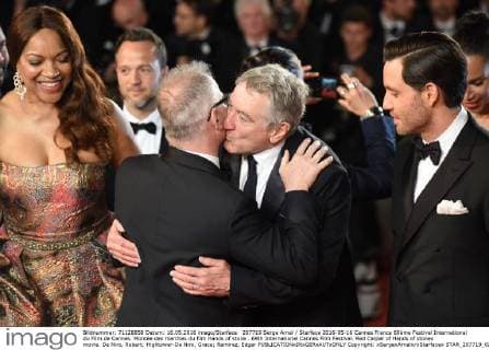 207719 Serge Arnal Starface 2016-05-16 Cannes France 69ème Festival International du Film de Cannes. Montée des marches du film Hands of stone . 69th International Cannes Film Festival. Red Carpet of Hands of stones movie. De Niro, Robert; Hightower-De Niro, Grace; Ramirez, Edgar  Copyright: xSergexArnalx xStarfacex STAR_207719_025