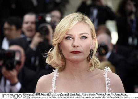 Kirsten Dunst - 69. Internationales Filmfestival Cannes - Red Carpet - Loving - 16 05 2016 LoicThebaudx 