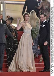 207718 De Rosa-Garcia Starface 2016-05-16 Cannes France 69ème Festival International du Film de Cannes. Montée des marches du film Hands of stone . 69th International Cannes Film Festival. Red Carpet of Hands of stones movie. Ramirez, Edgar; de Armas, Ana  Copyright: xDexRosa-Garciax xStarfacex STAR_207718_079