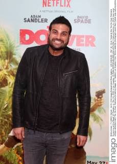 LOS ANGELES - MAY 16: Chris Titone at the The Do-Over Premiere Screening at the Regal 14 Theaters on May 16, 2016 in Los Angeles, CA  KathyxHutchins