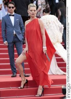Cannes 16-05-2016 69th cannes film festival red carpet in the picture Kate Moss  IPPxFernandaxBareggi 0
