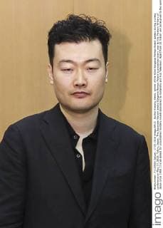 Author Kiwamu Kenin, winner of the 62nd Edogawa Rampo Award speaks during a press conference on May 17, 2016, Tokyo, Japan. The Japanese literary award Edogawa Rampo Award is presented every year by the Mystery Writers of Japan since 1955. It is an award for unpublished mystery novels sponsored by Kodansha and Fuji Television. Apart from 10 million yen prize given to the winner, the work of the winner will be published by Kodansha. The presentation ceremony will be held on September 9 at the Tokyo Imperial Hotel in Chiyoda-ku, Tokyo.  (gxta_edogawarampoprize020)