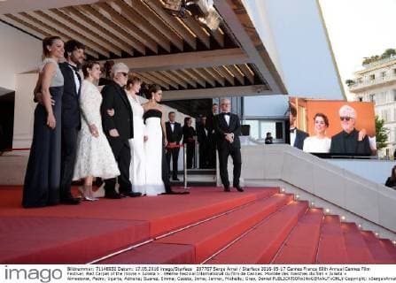 207767 Serge Arnal Starface 2016-05-17 Cannes France 69th Annual Cannes Film Festival. Red Carpet of the movie « Julieta » . 69ème Festival International du film de Cannes. Montée des marches du film « Julieta » Almodovar, Pedro; Ugarte, Adriana; Suarez, Emma; Cuesta, Inma; Jenner, Michelle; Grao, Daniel  Copyright: xSergexArnalx xStarfacex STAR_207767_005
